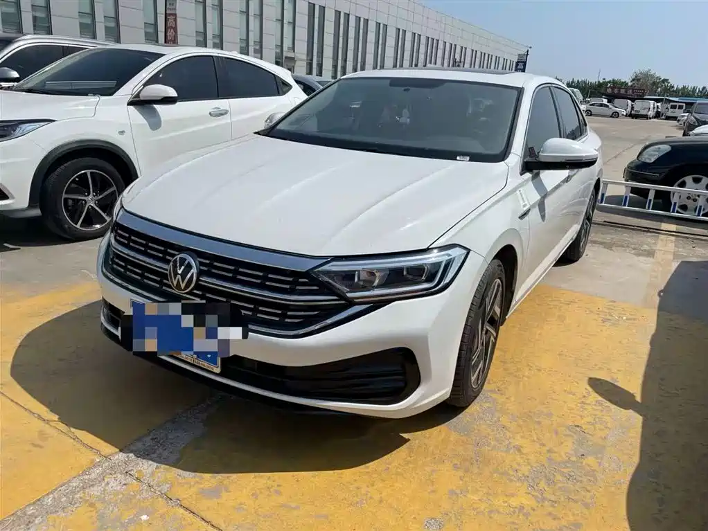 Купить Volkswagen Sagitar