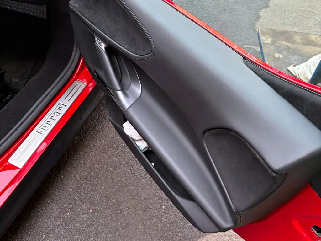 Ferrari SF90 2020 3.9T V8 Stradale