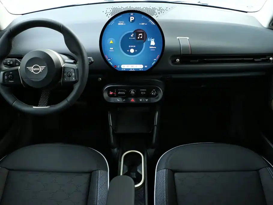 MINI MINI COOPER EV — миниатюра 21