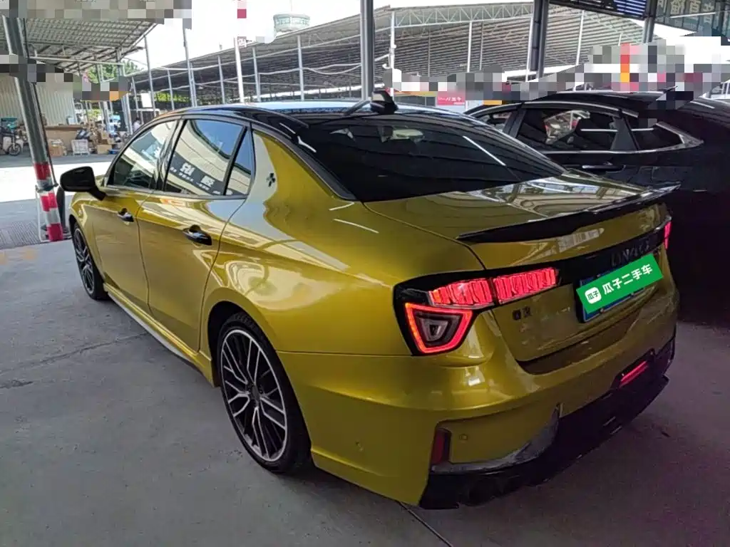 Lynk & Co 03 — миниатюра 5
