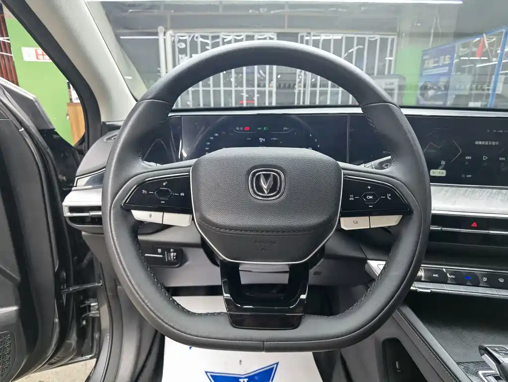 Changan Eado — миниатюра 10