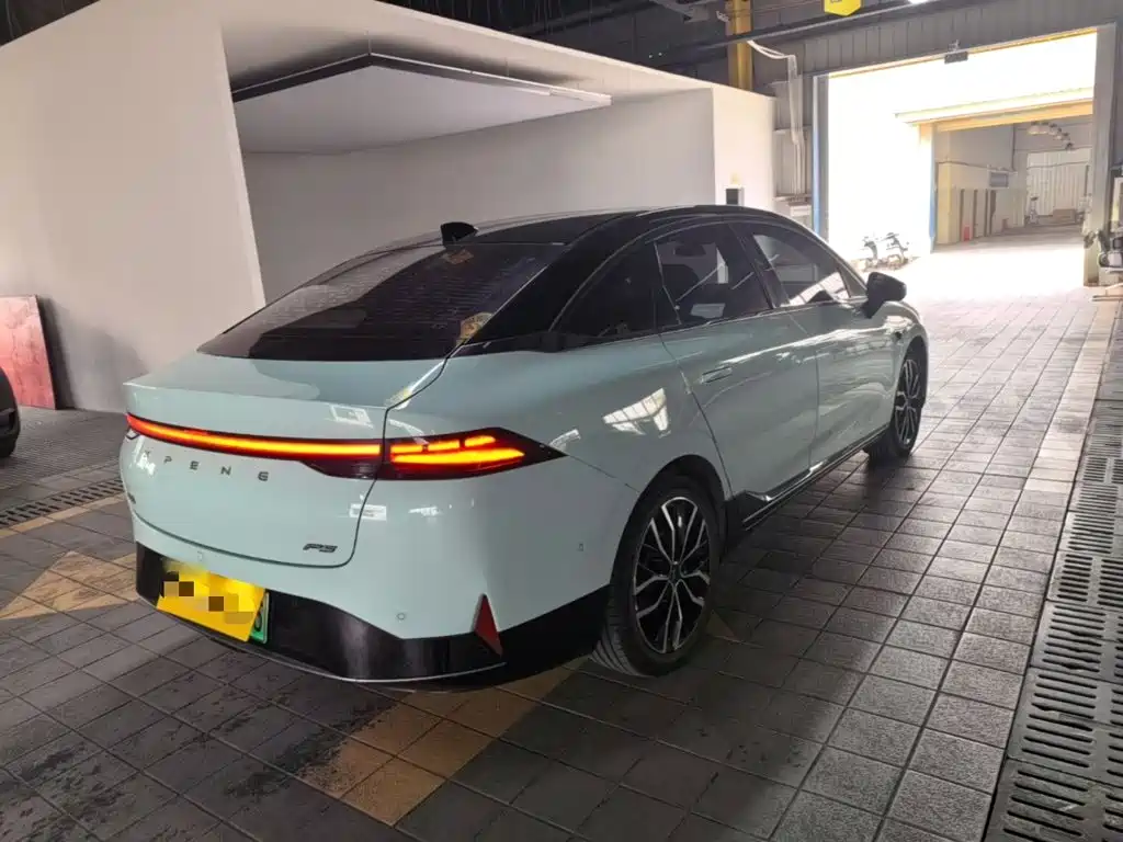 XPeng P5 — миниатюра 7