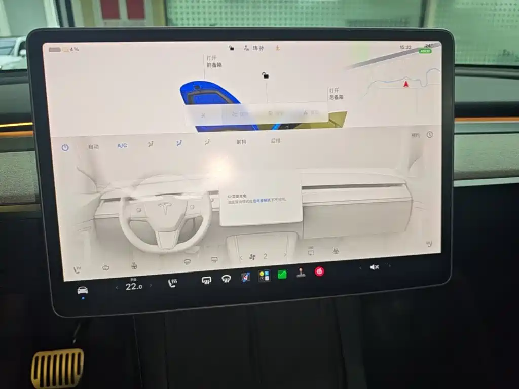 Tesla Model Y — миниатюра 13