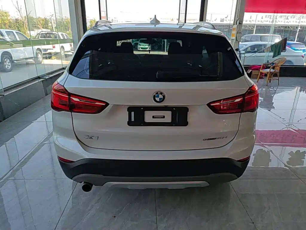 BMW X1 — миниатюра 6