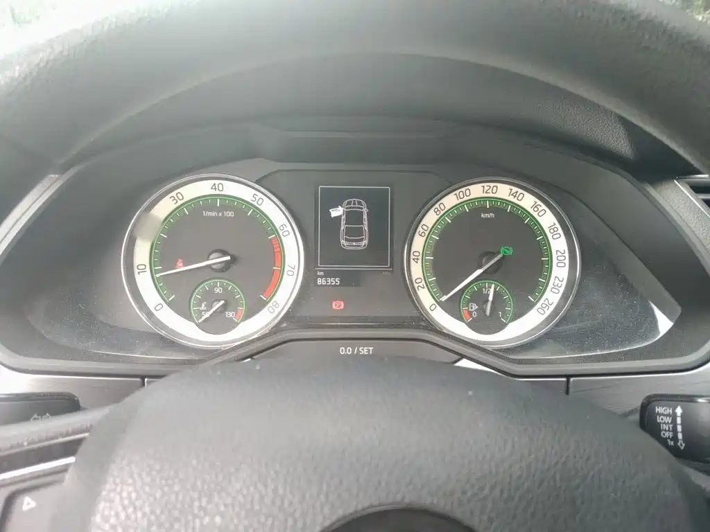 Skoda Superb — миниатюра 4