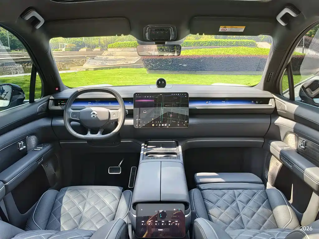 NIO ES8 2026 мест Executive Luxury