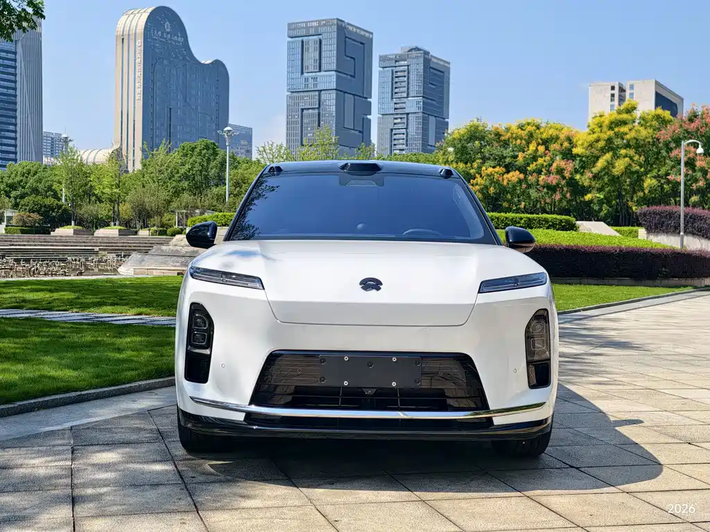 NIO ES8 2026 мест Executive Luxury