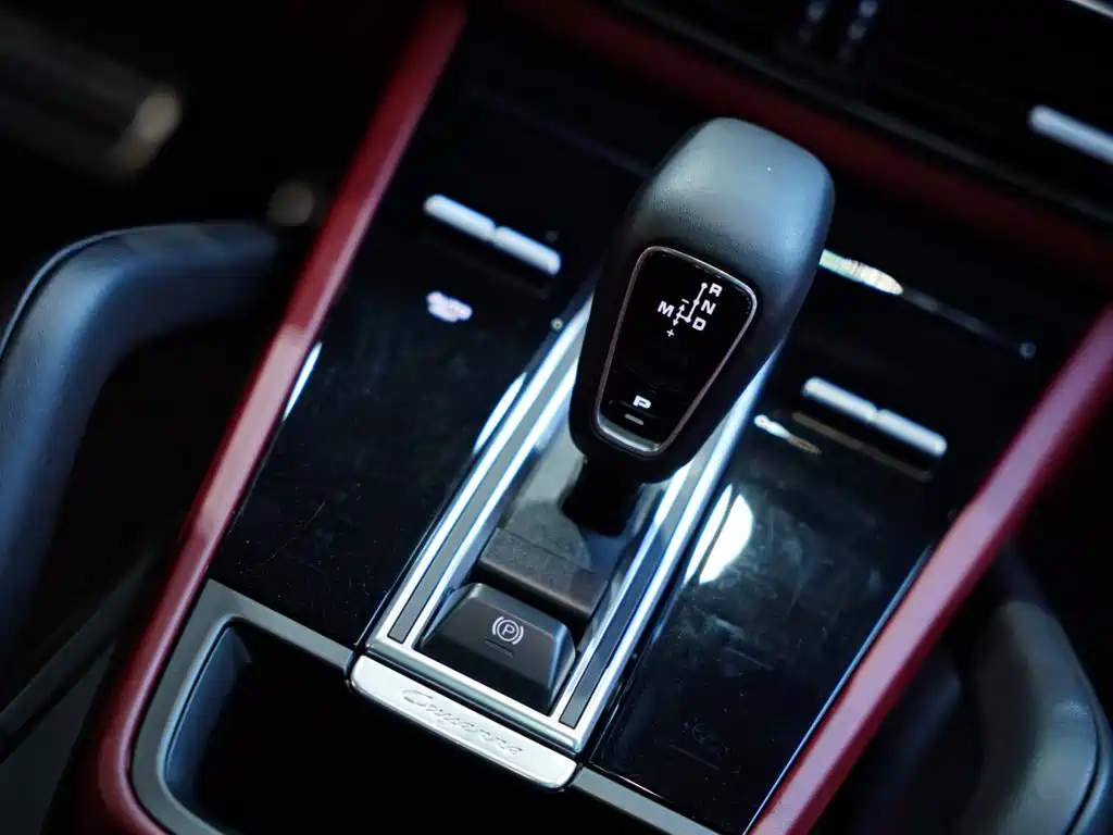 Porsche Cayenne — миниатюра 45