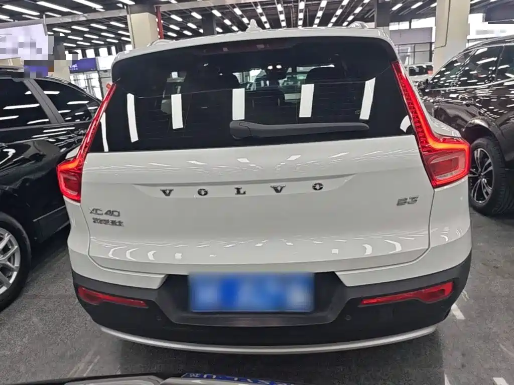 Volvo XC40 — миниатюра 6