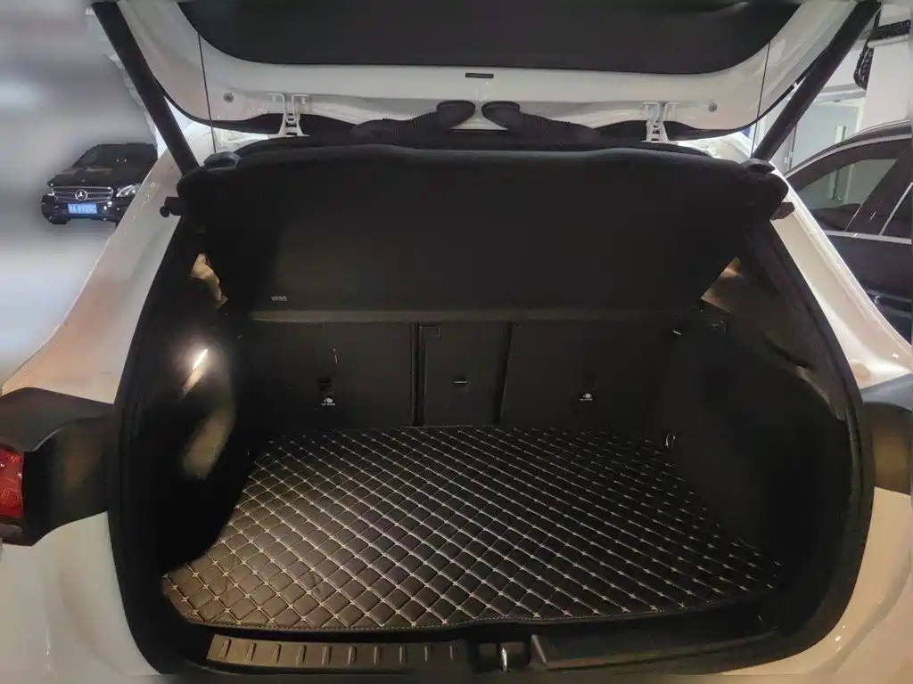 Mercedes-Benz GLA — миниатюра 15