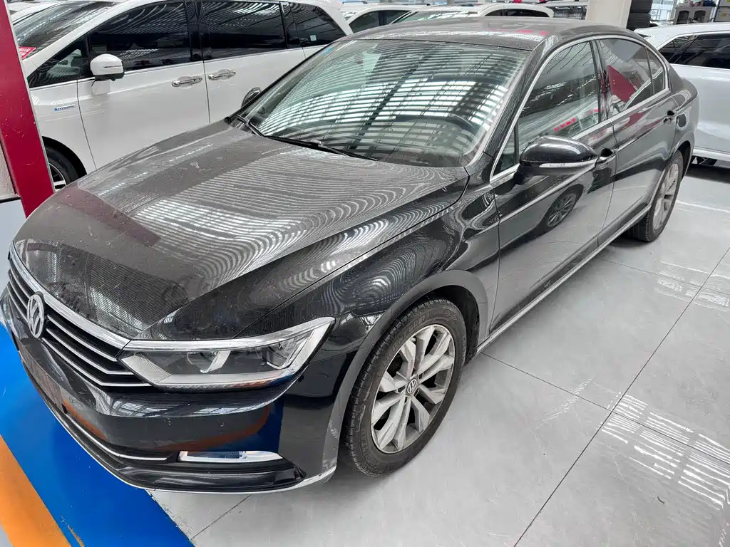 Купить Volkswagen Magotan
