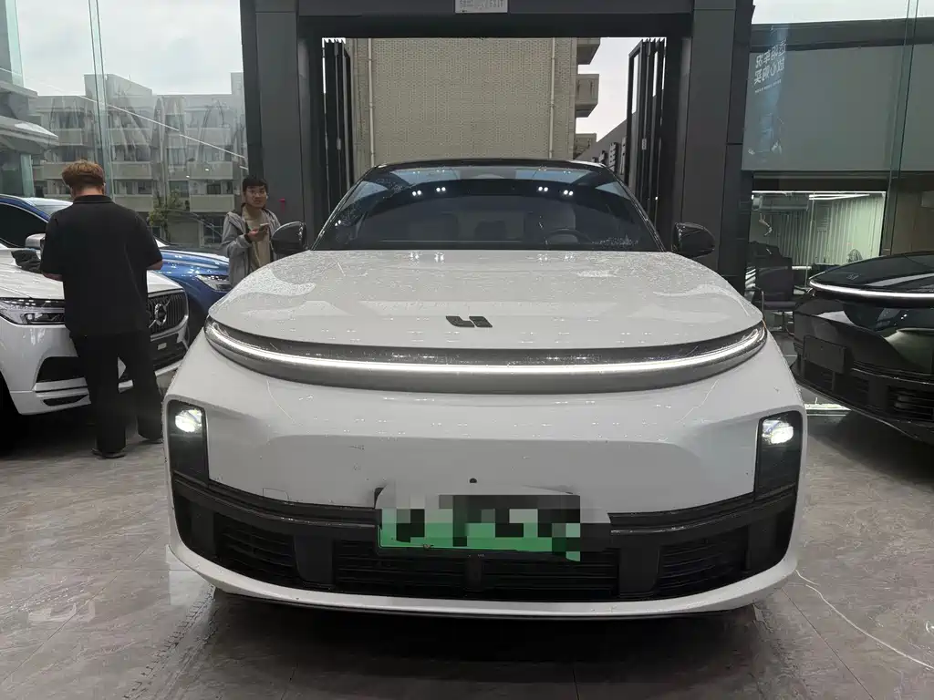 Li Auto Li L7 — миниатюра 2