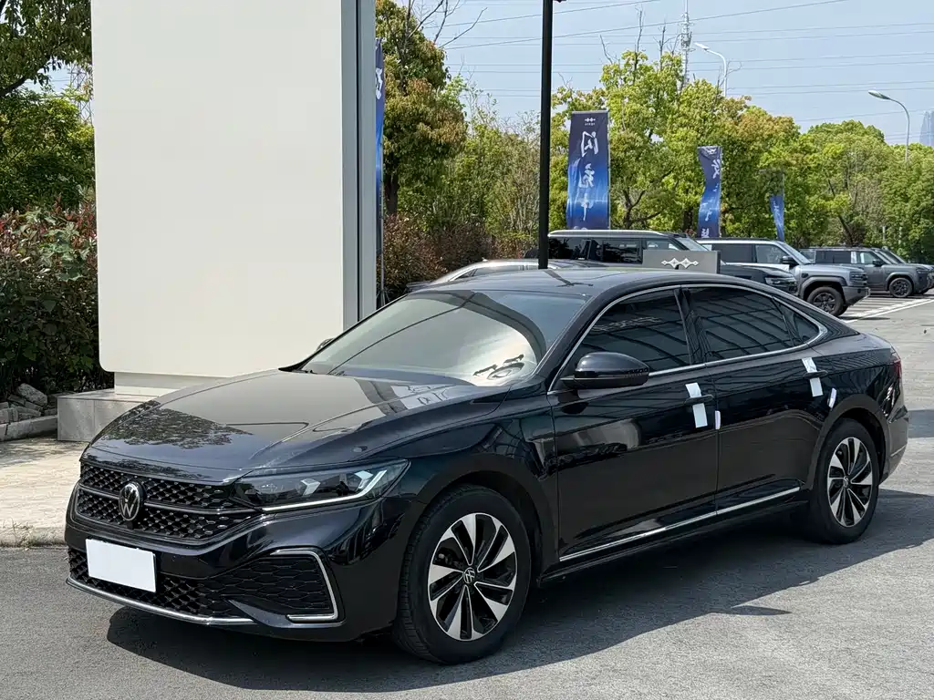 Volkswagen Passat 2021