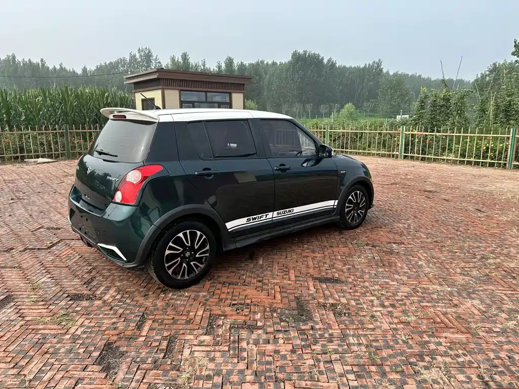 Suzuki Swift — миниатюра 5
