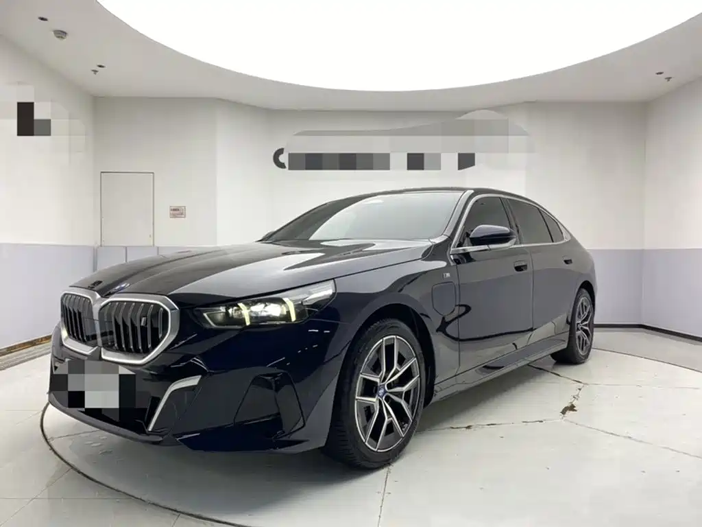 BMW i5 — миниатюра 2