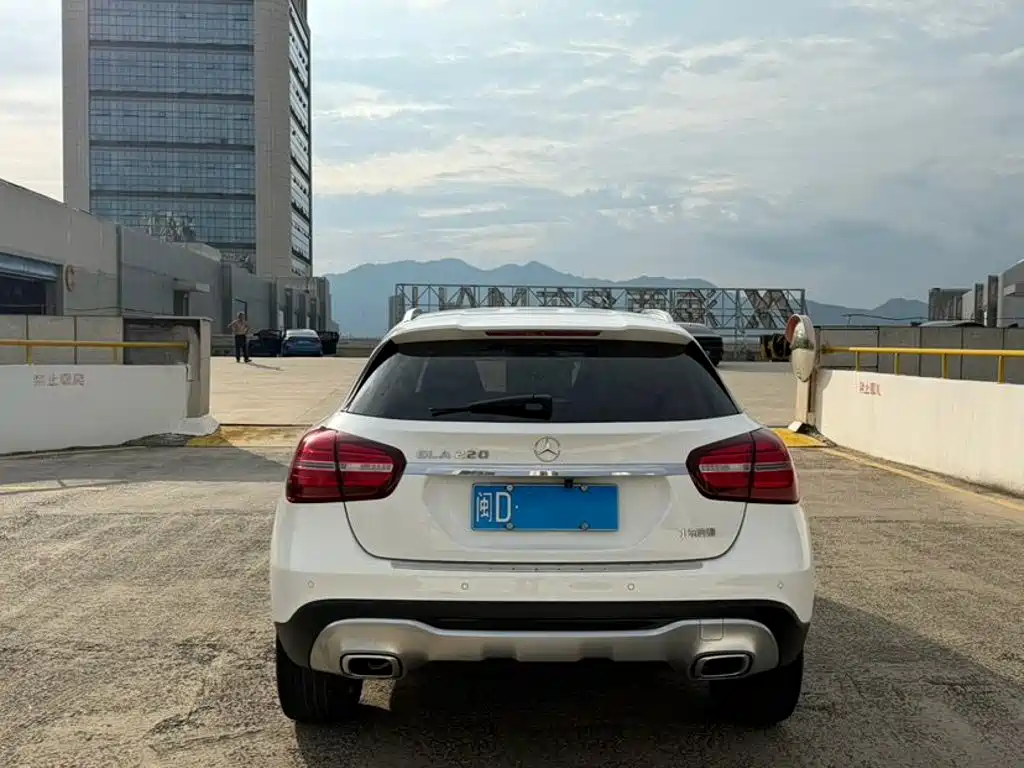 Mercedes-Benz GLA — миниатюра 4