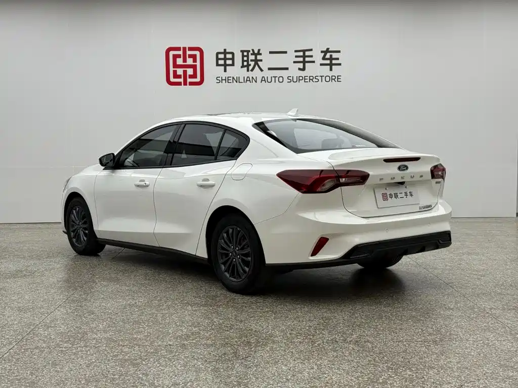 Ford Focus — миниатюра 3