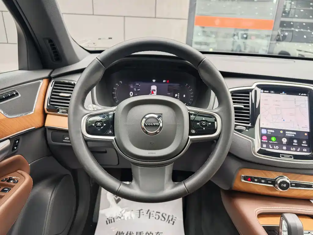 Volvo XC90 — миниатюра 13