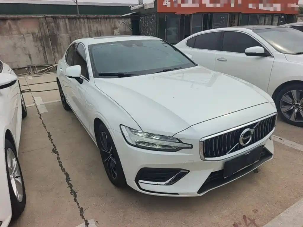 Volvo S60 — миниатюра 4
