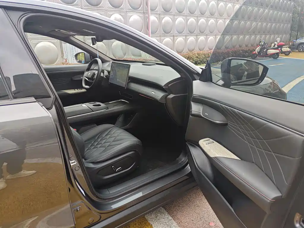 Changan Deepal DARK BLUE S07