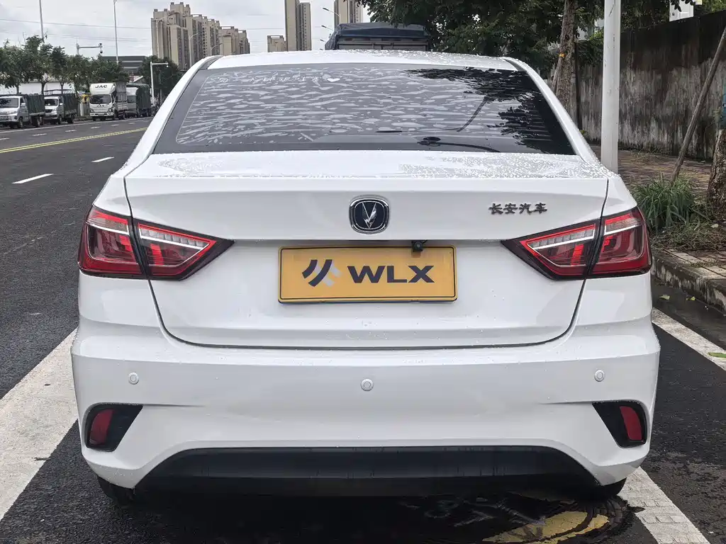 Changan Eado DT — миниатюра 8