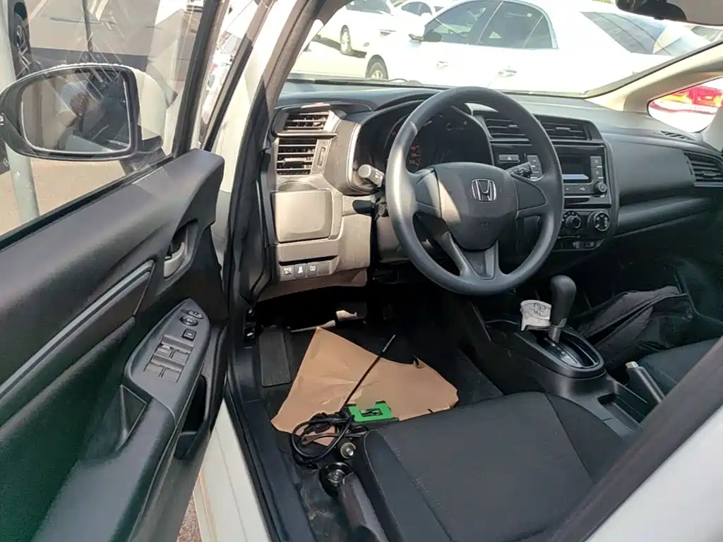 Honda Fit — миниатюра 16