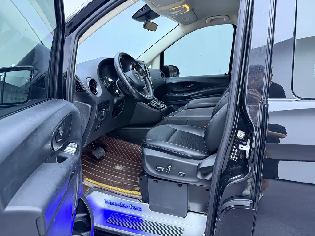Mercedes-Benz Vito — миниатюра 5