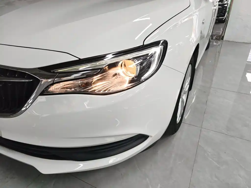 Buick Excelle — миниатюра 24