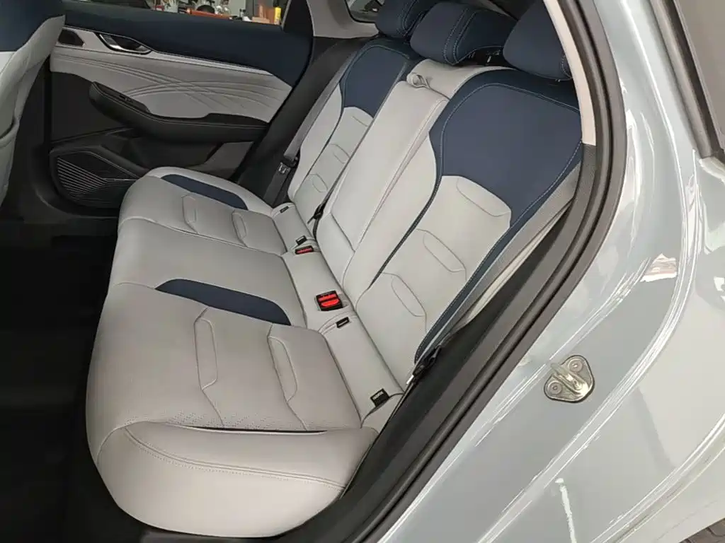 Geely Xingrui — миниатюра 17
