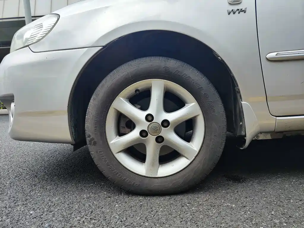 Toyota Corolla — миниатюра 15