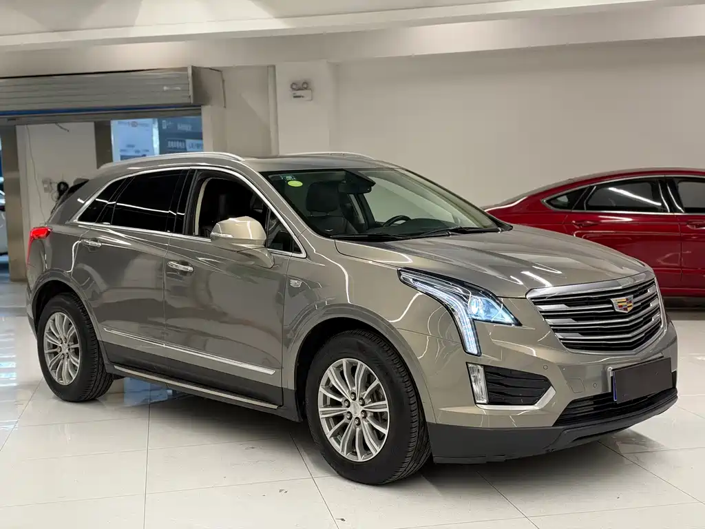 Cadillac XT5 — миниатюра 3