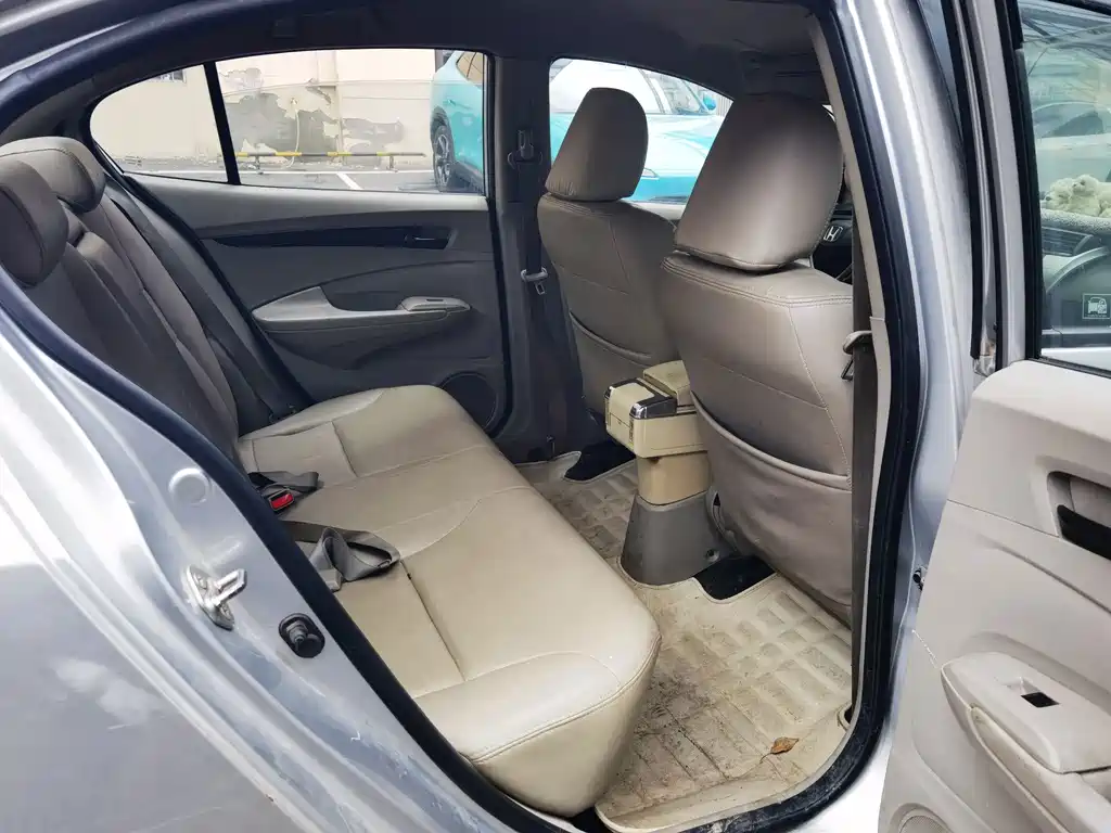 Honda City Classic — миниатюра 5