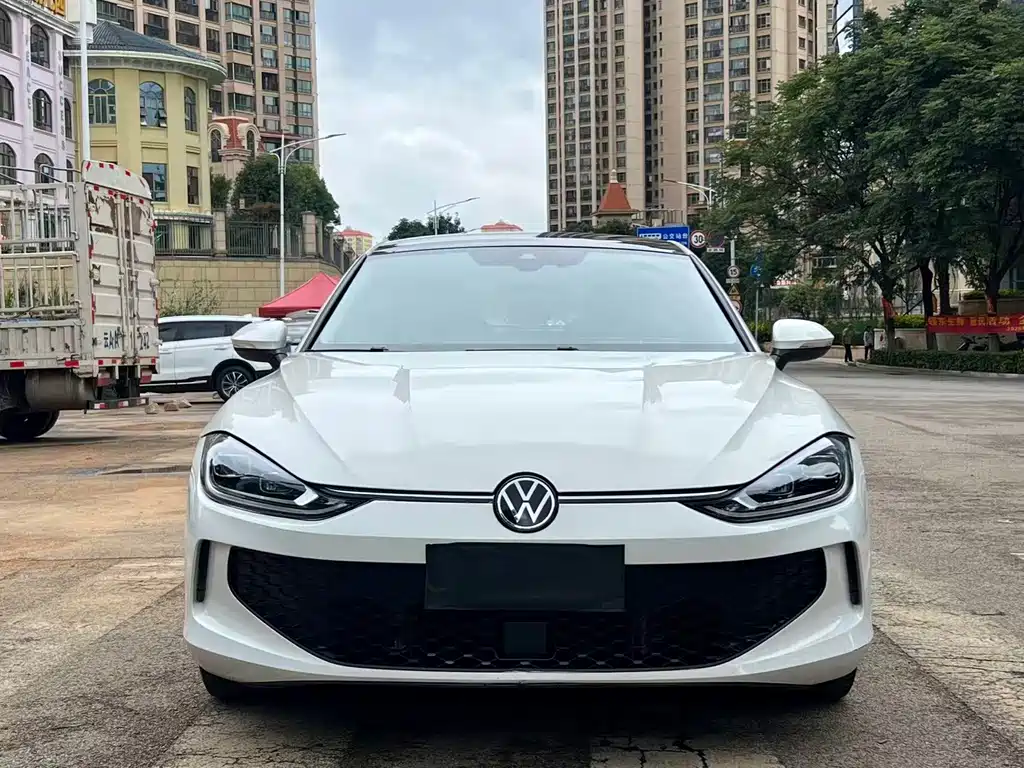 Volkswagen Lamando — миниатюра 2
