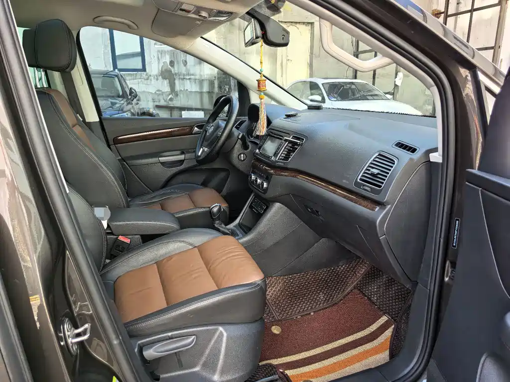 Volkswagen Sharan — миниатюра 14