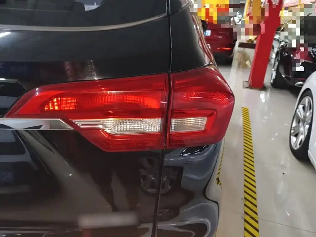 Haval M6 — миниатюра 8