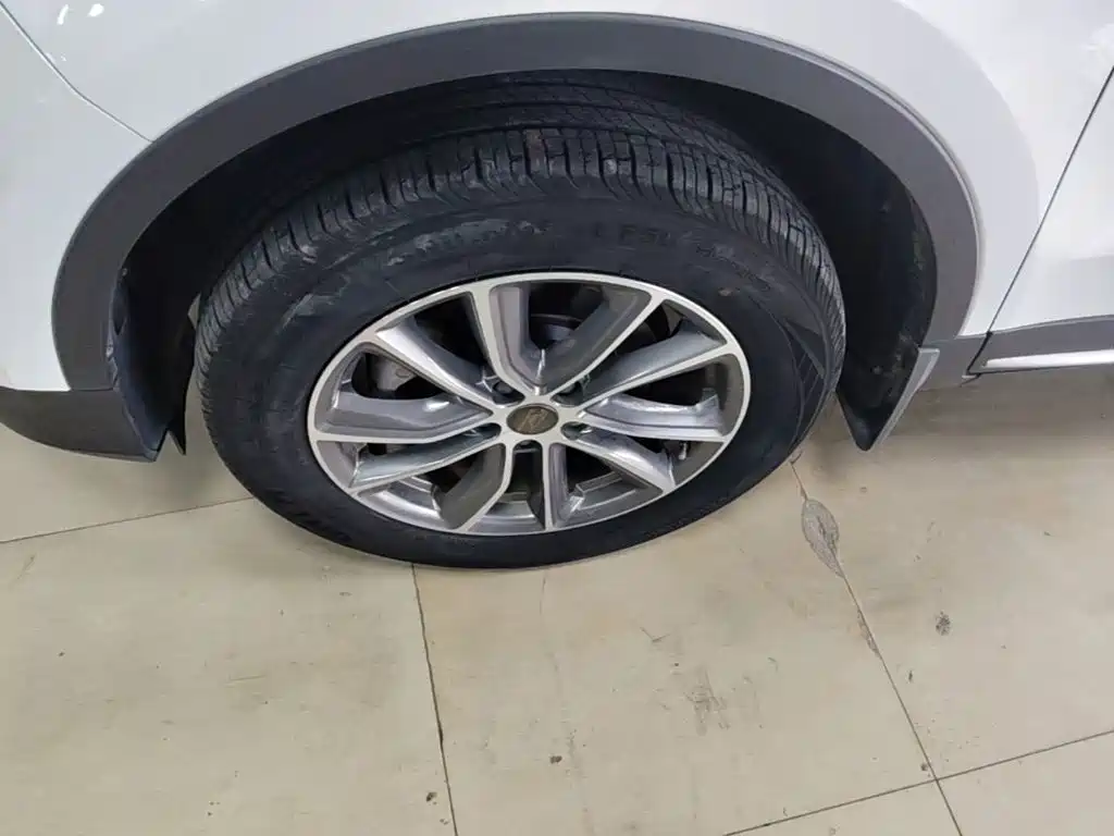 Geely Boyue — миниатюра 23