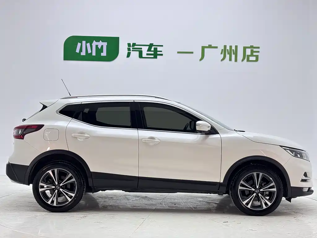 Nissan Qashqai — миниатюра 8