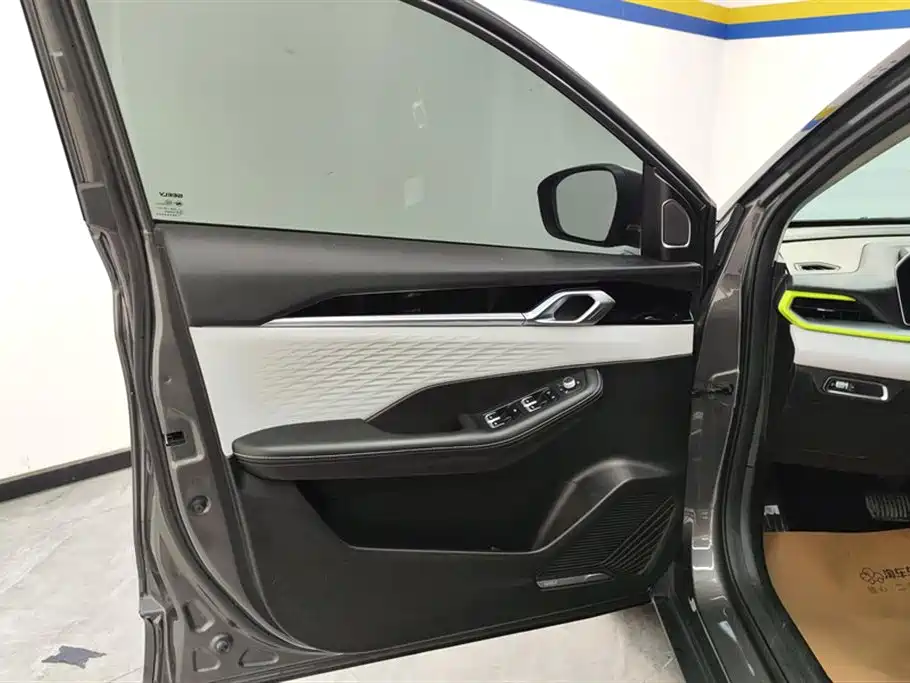 GEELY AUTOMOBILE BINYUE