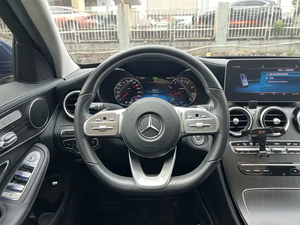 Mercedes-Benz C-Class — миниатюра 9
