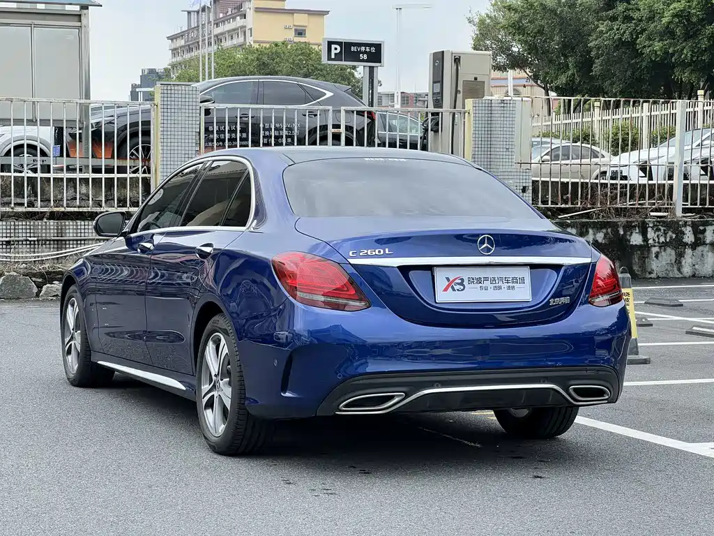 Mercedes-Benz C-Class — миниатюра 17