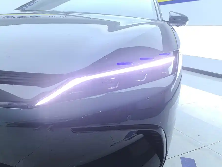 BYD Han — миниатюра 5