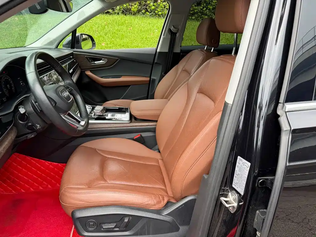 Audi Q7 — миниатюра 8
