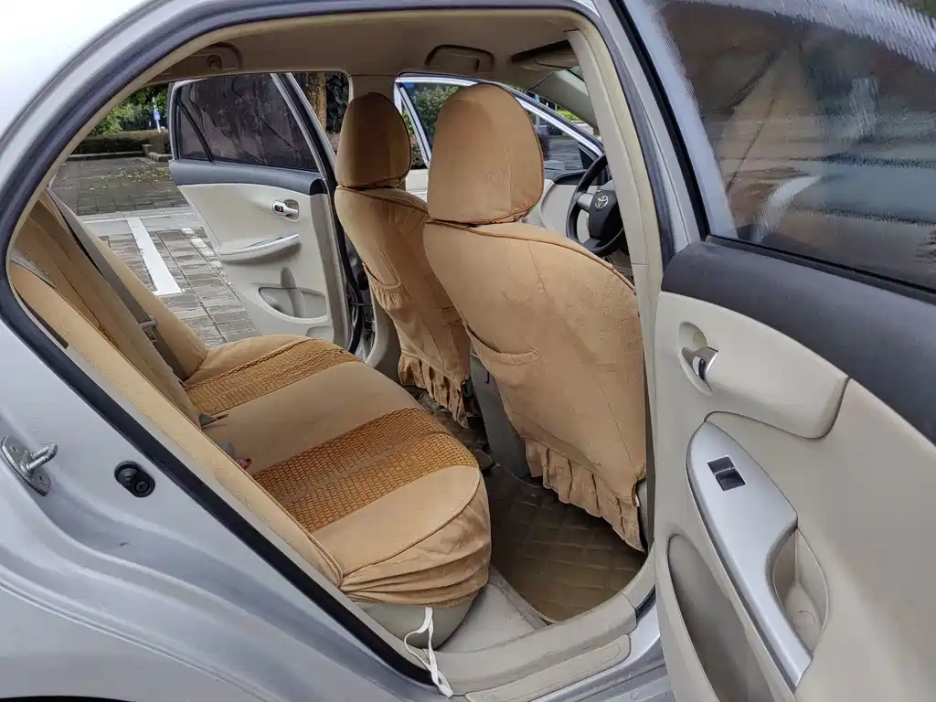 Toyota Corolla — миниатюра 12