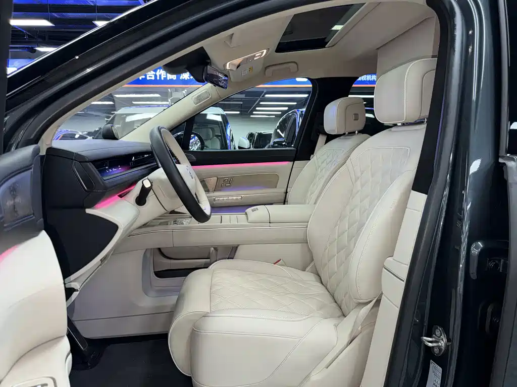NIO ES8 — миниатюра 8