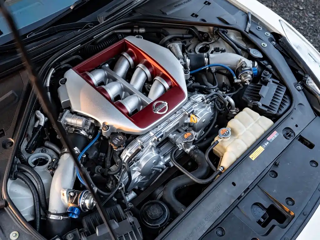 Nissan GT-R — миниатюра 13