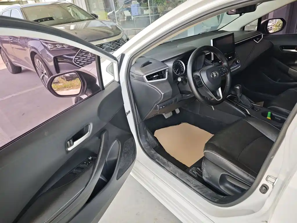 Toyota Corolla — миниатюра 16