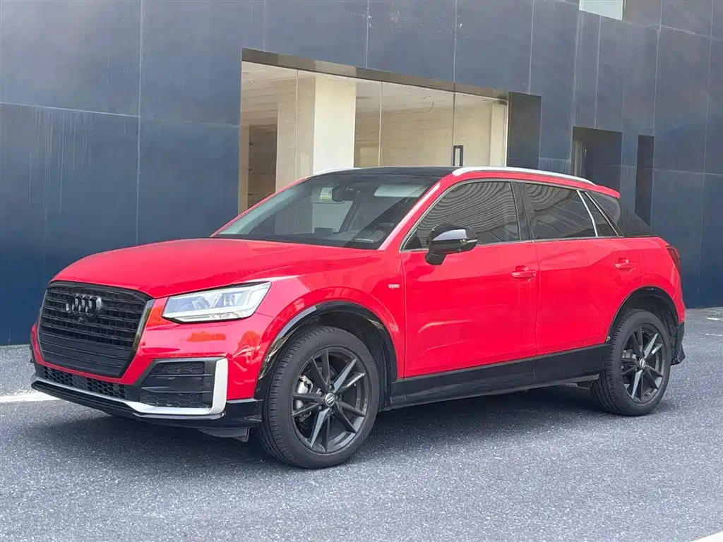 Audi Q2L 2020