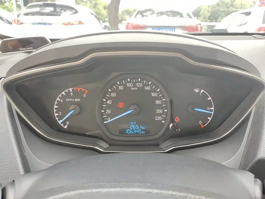 Ford Escort — миниатюра 12