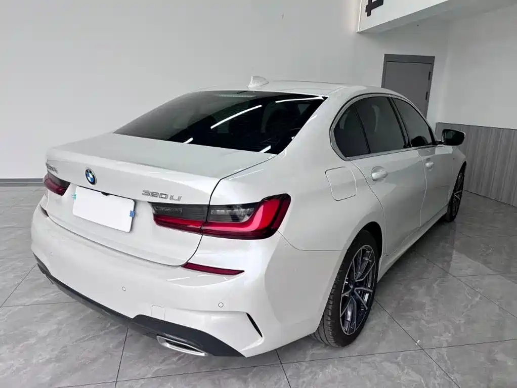 BMW 3 Series — миниатюра 4
