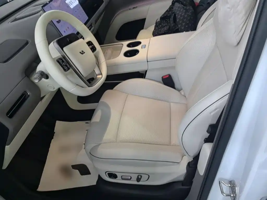Li Auto Li i8 — миниатюра 15